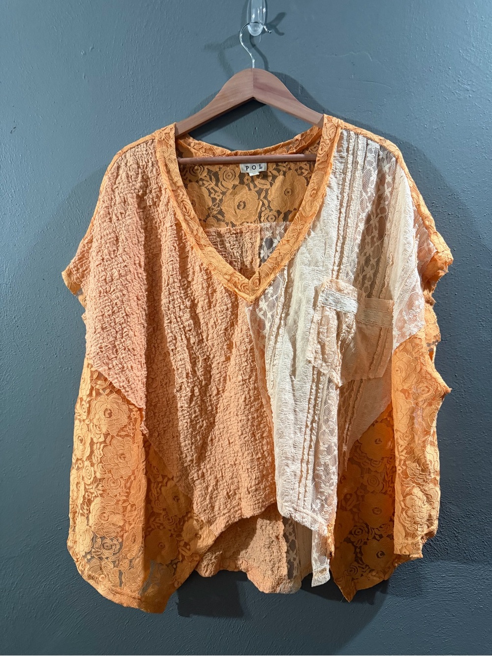 NWOT. Pol Mixed-Lace V-Neck Women's Top in Coral